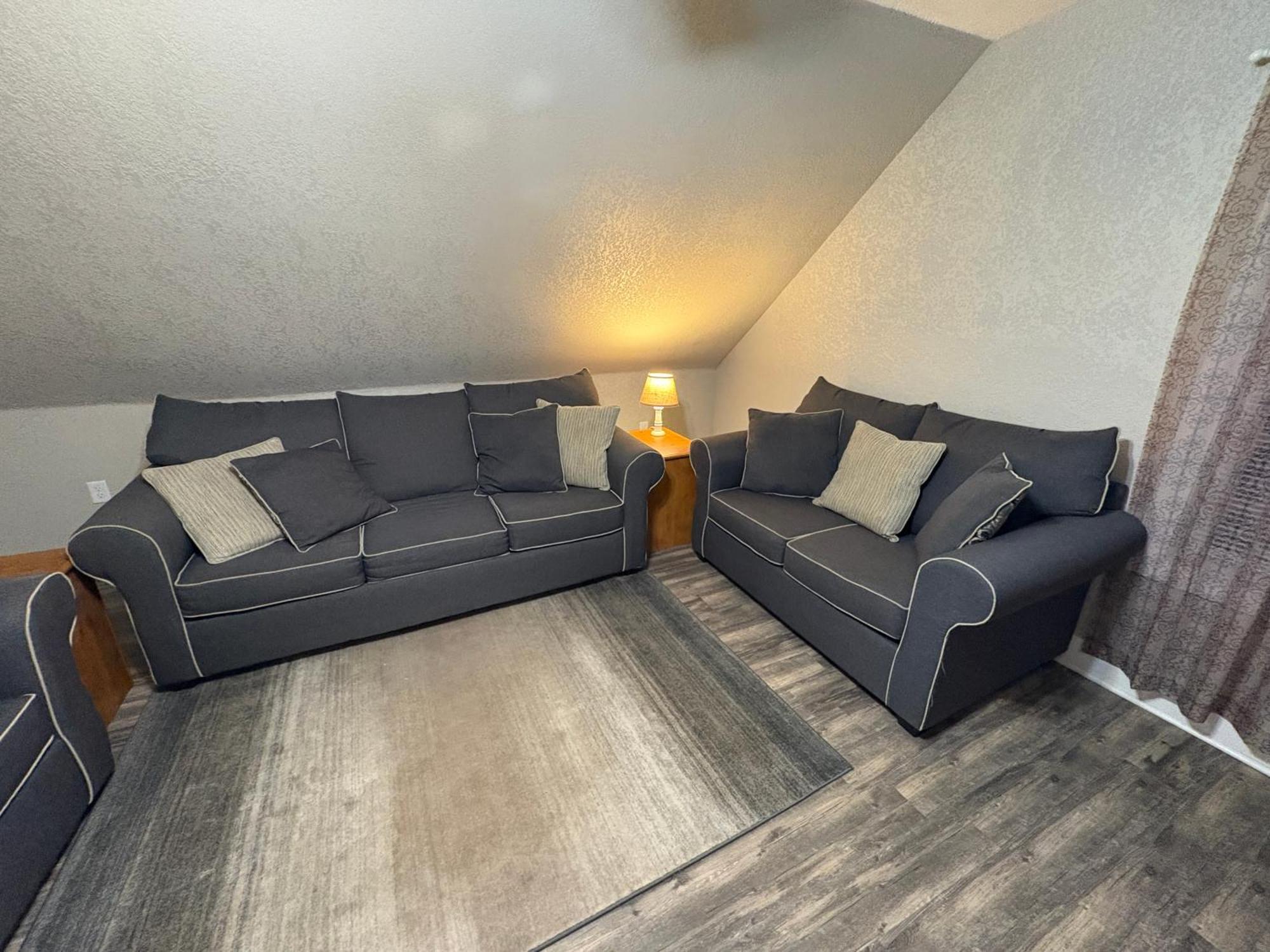 Spacious Rustic Downtown Market St 1 Bedroom Apt, Sleeps Up To 5, Steps To Honeywell & Eagles Theatre Wabash Eksteriør bilde