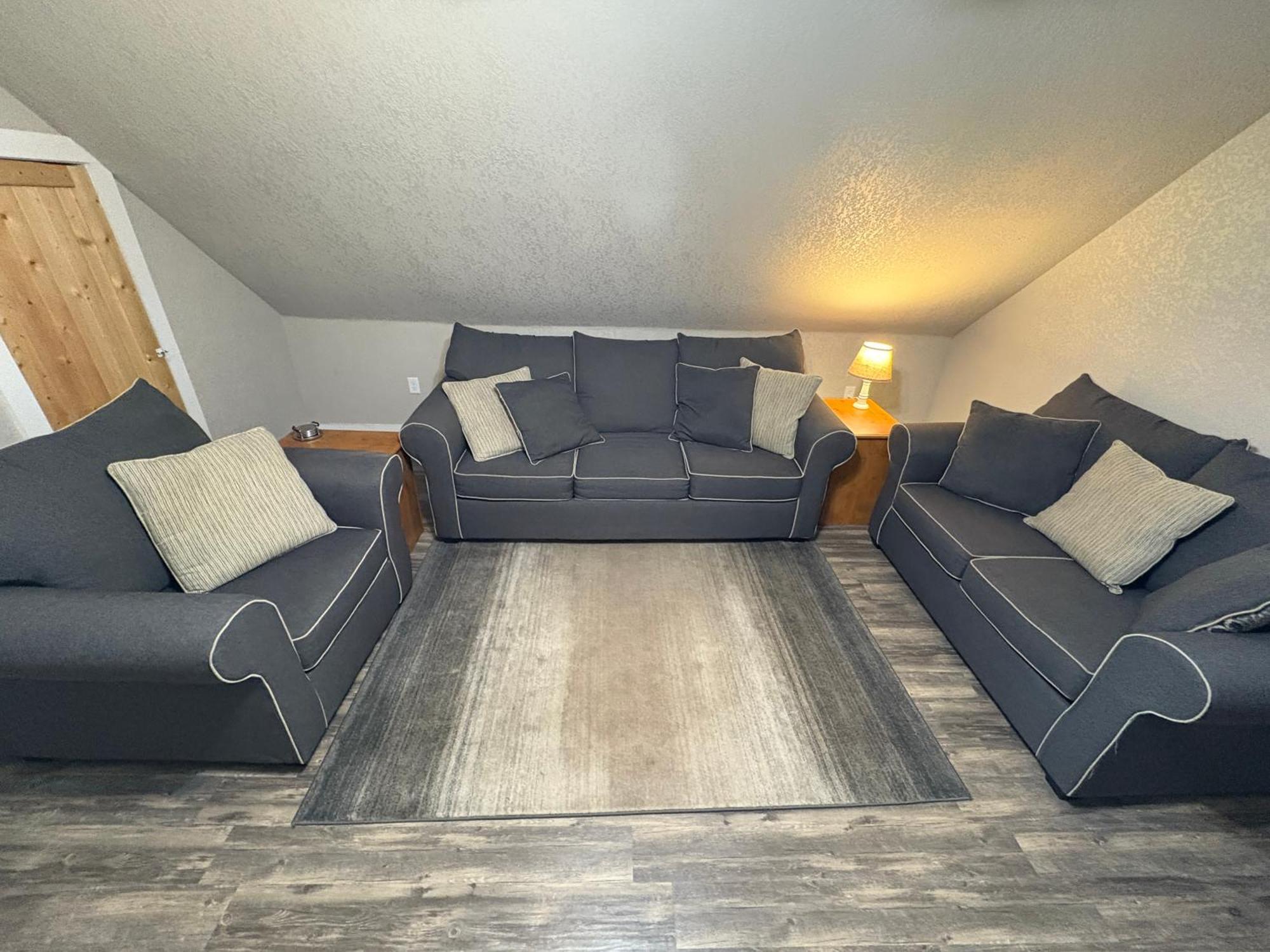 Spacious Rustic Downtown Market St 1 Bedroom Apt, Sleeps Up To 5, Steps To Honeywell & Eagles Theatre Wabash Eksteriør bilde